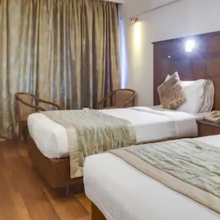 Hotel Midtown Pritam